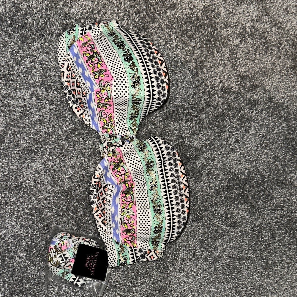 Victoria's Secret Multicolor Printed Bikini Top in Mint, Pink, Lavender & Black